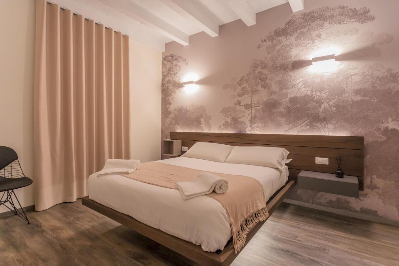 Modern & Stylish Apartment In Como City By Rent All Como Exteriör bild